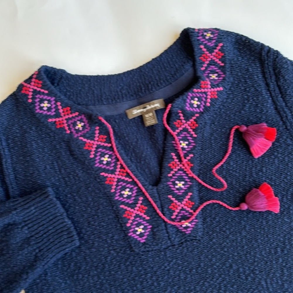 Tommy Bahama Blue Pink Embroidered Tassel Pullover Travel Sweater Women’s Medium